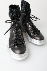 Bottoir de sneaker Black High Top