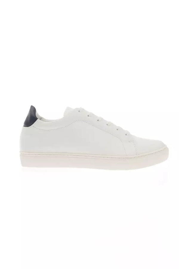 Sneakers en cuir monocolore élégant