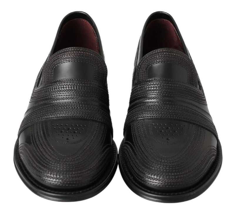 Elegantes mocasines de cuero negro de cuero