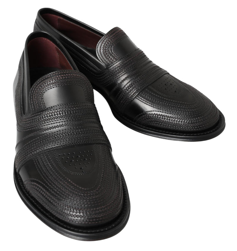 Elegantes mocasines de cuero negro de cuero