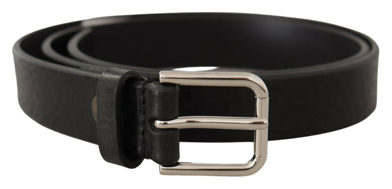 Ceinture en cuir noir élégant avec boucle en métal