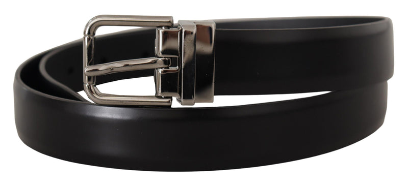 Ceinture en cuir noir élégant avec boucle en métal