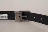 Ceinture en cuir noir élégant avec boucle en métal