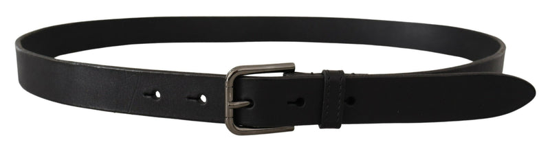 Ceinture en cuir noir élégant avec boucle en métal