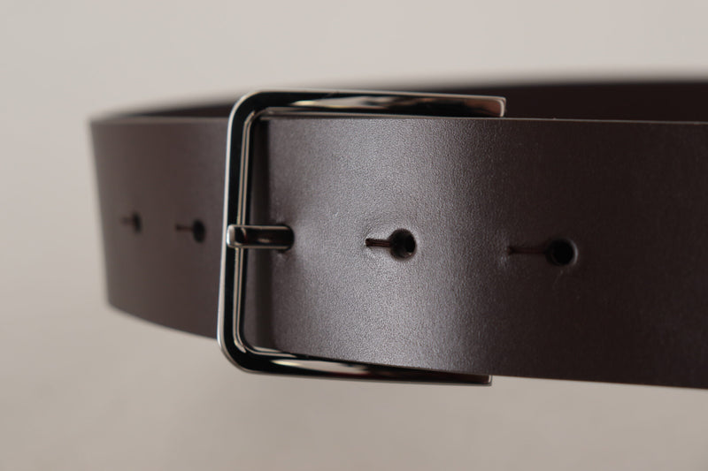 Ceinture en cuir brun foncé élégant