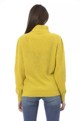 Pull à col roulé jaune élégant