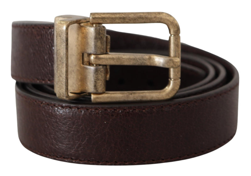 Ceinture en cuir élégante avec boucle gravée