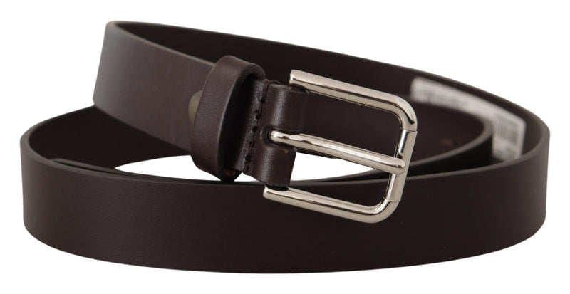 Ceinture en cuir élégante avec boucle de logo