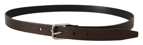 Ceinture en cuir élégante avec boucle en métal