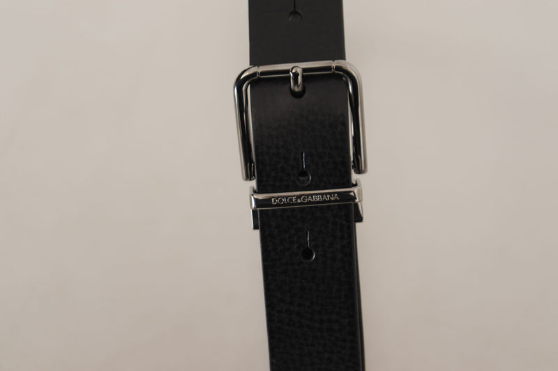 Ceinture en cuir noir élégant avec boucle en métal