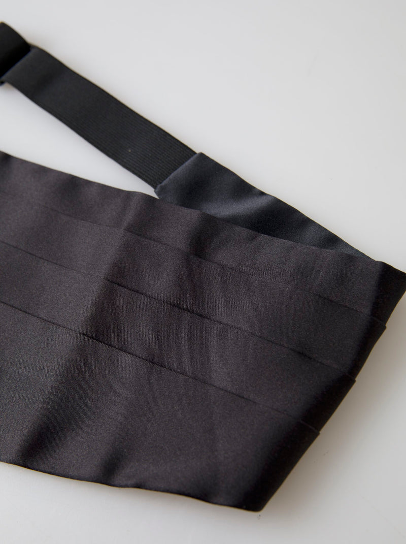 Elegante seda negra Cummerbund