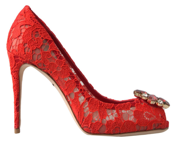 Talons de dentelle rouge chic avec l'embellissement en cristal