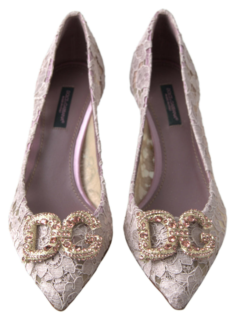 Elegantes tacones de cristal rosa rosa