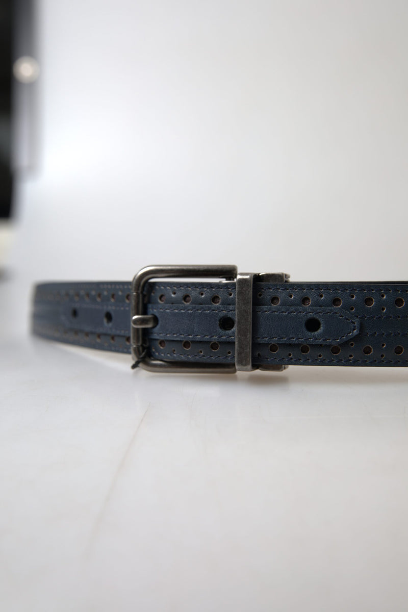 Ceinture en cuir bleu élégant avec boucle en métal