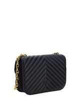 Bolso de hombro de cuero acolchado negro elegante