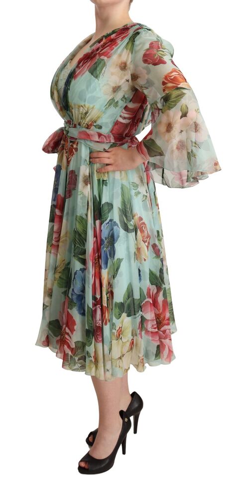 Robe enveloppante midi en soie florale