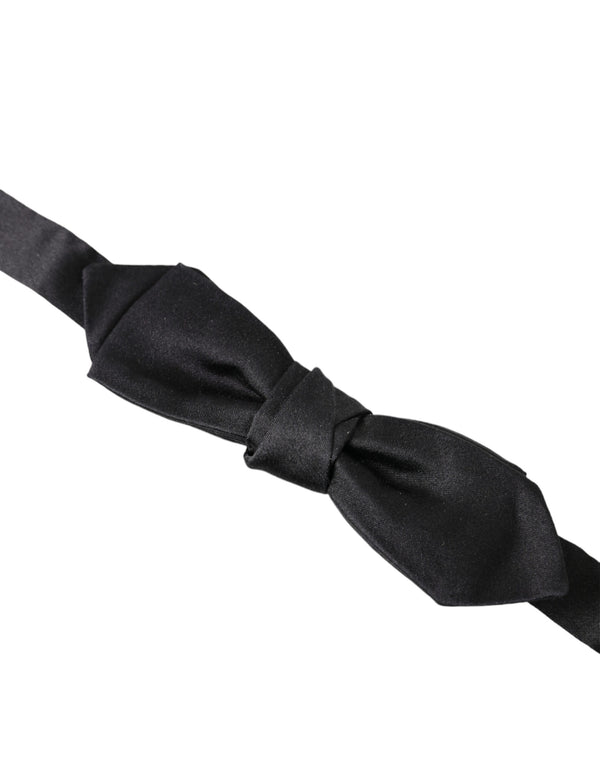 Elegante corbata de lazo negro de seda para caballeros