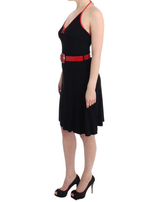 Elegante vestido negro de paldio