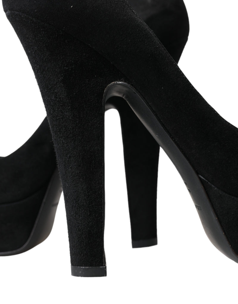 Sophistication des pompes à talons en daim noir