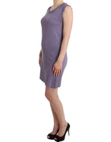 Elegante vestido de algodón morado hasta la rodilla