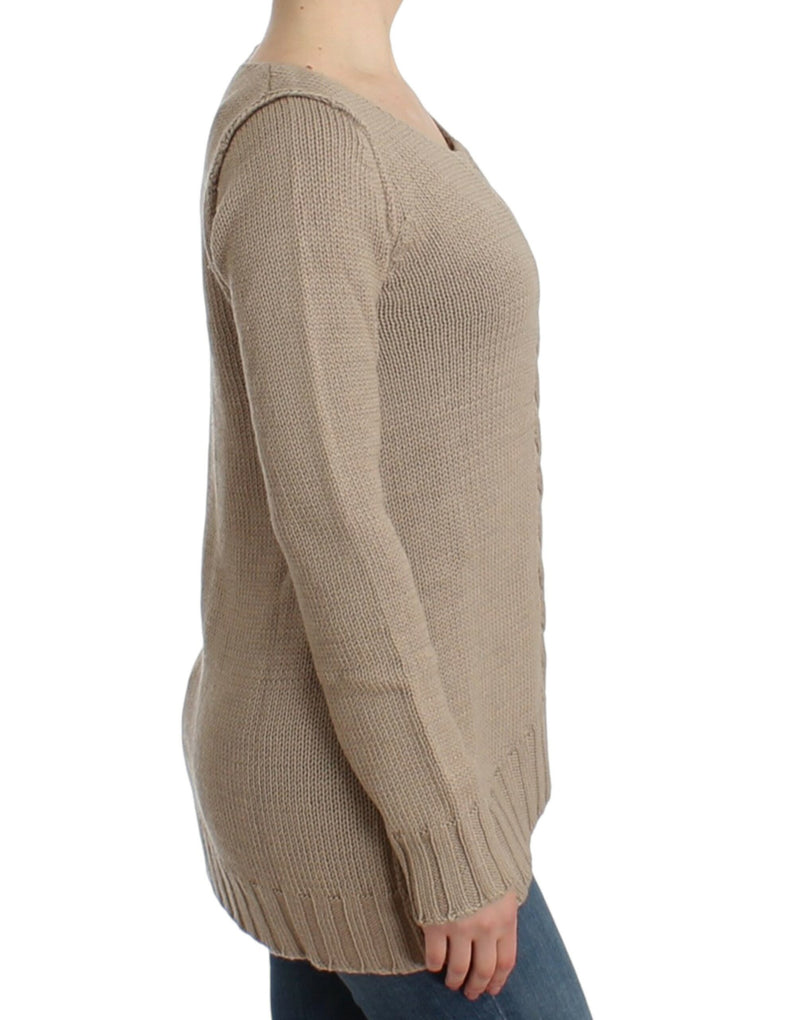 Eleganter beige gestrickter Crew -Nackenpullover