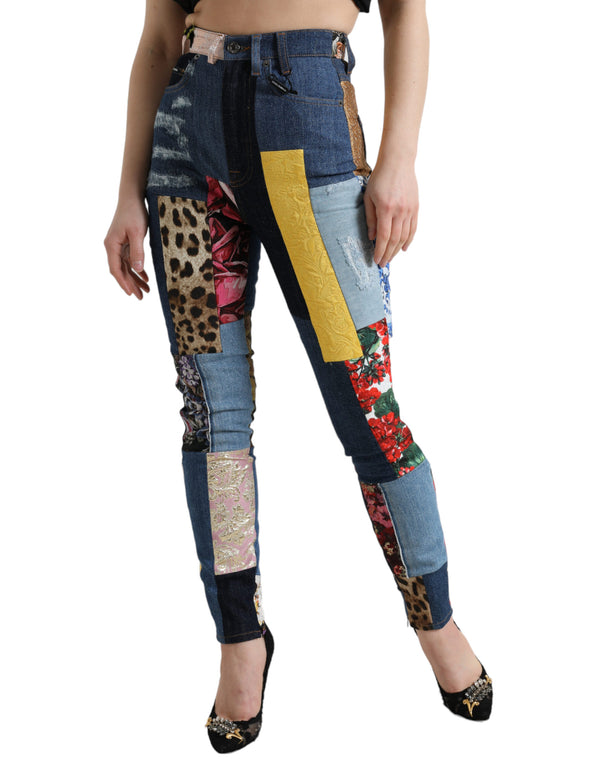 Lebendige Patchwork -Röhrenjeans