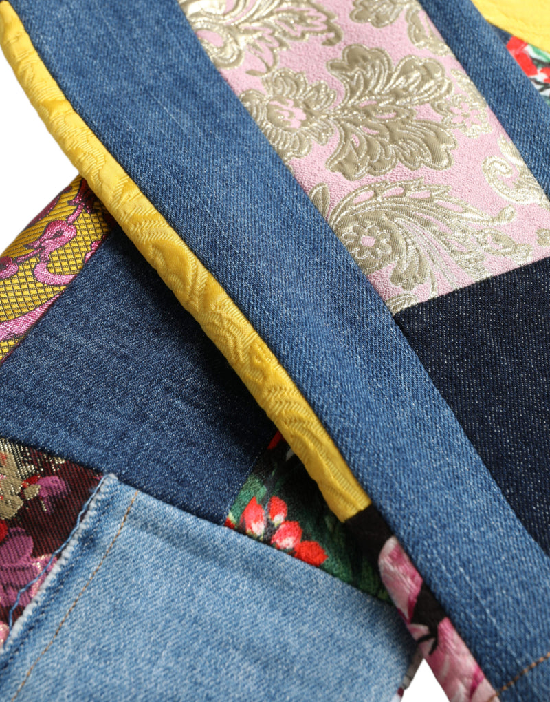 Lebendige Patchwork -Röhrenjeans