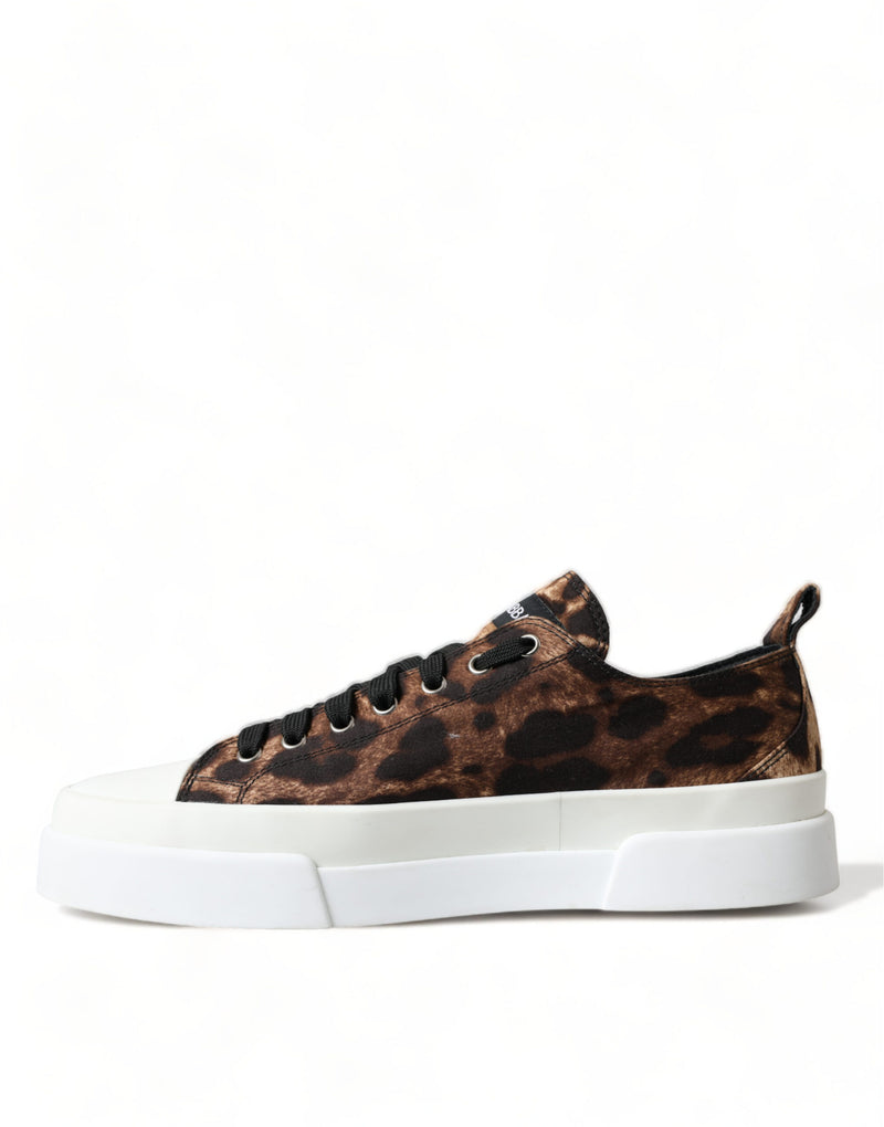 Elegantes zapatillas de deporte informal con estampado de leopardo