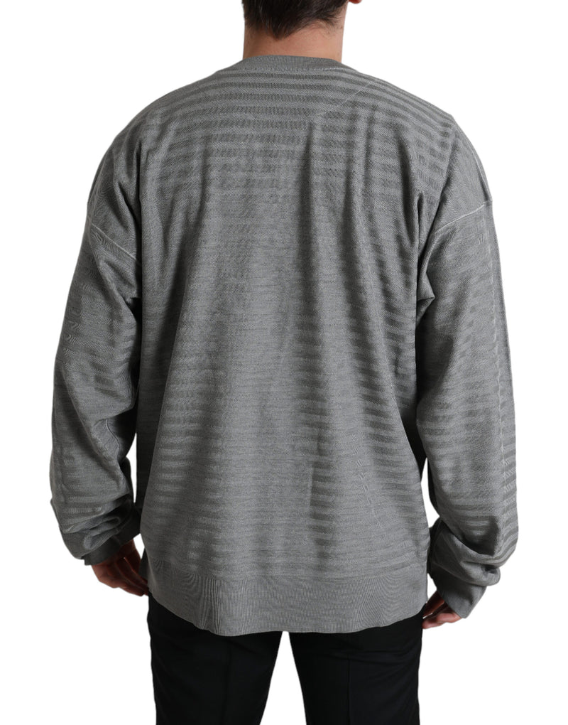 Eleganter grau gestreifte Seidencrewneck Pullover