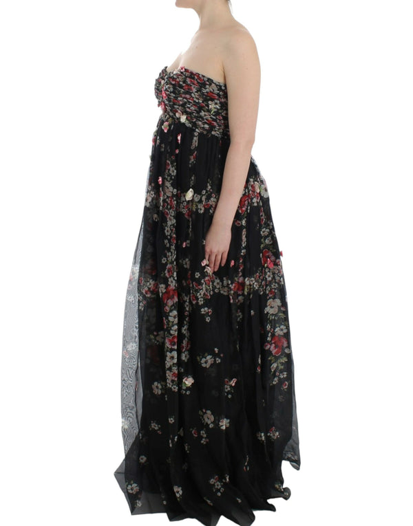 Robe maxi de soie maxi élégante sans bretelles