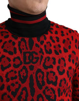 Eleganter Leoparden -Rollkragenpullover