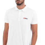 Elegante camisa de algodón blanco con logotipo contrastante