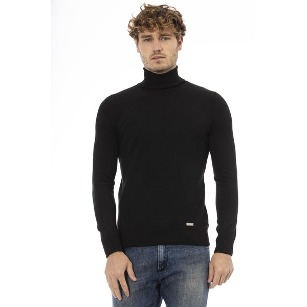 Eleganter Rollkragenpullover mit Monogrammdetails