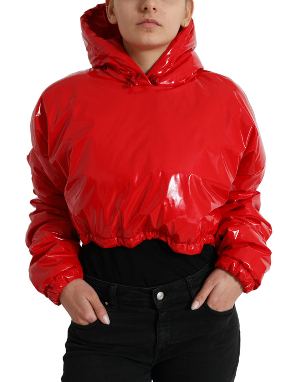 Chaqueta roja brillante y elegante