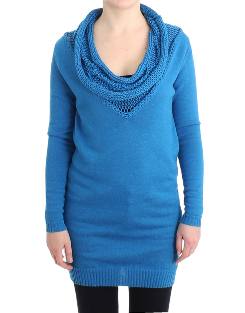 Gemütlicher Schaufelhalsblau -Strickpullover