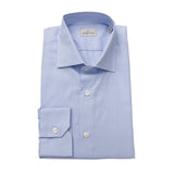 Elegante camicia da colletto francese a blu chiaro