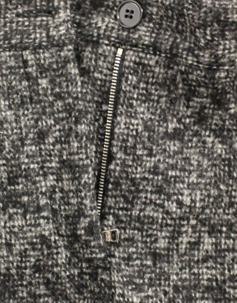 Pantalones cortos de mezcla de alpaca gris elegante