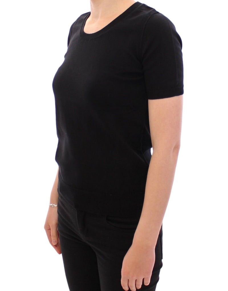 Elegant Black Cotton Crew-Leck Tee