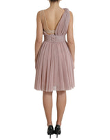 Robe de tulle rose asymétrique élégante