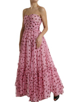 Robe en soie sans bretelles chic en rose