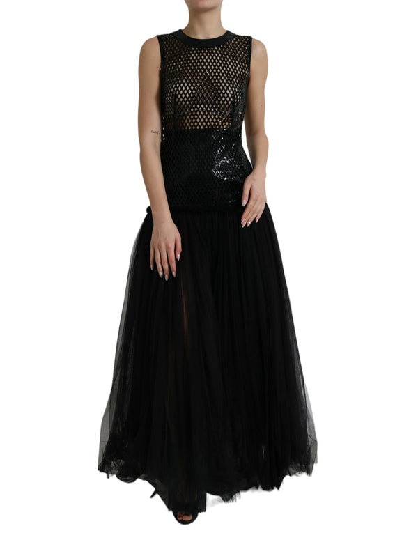 Elegante vestido de noche de lentejuelas negras