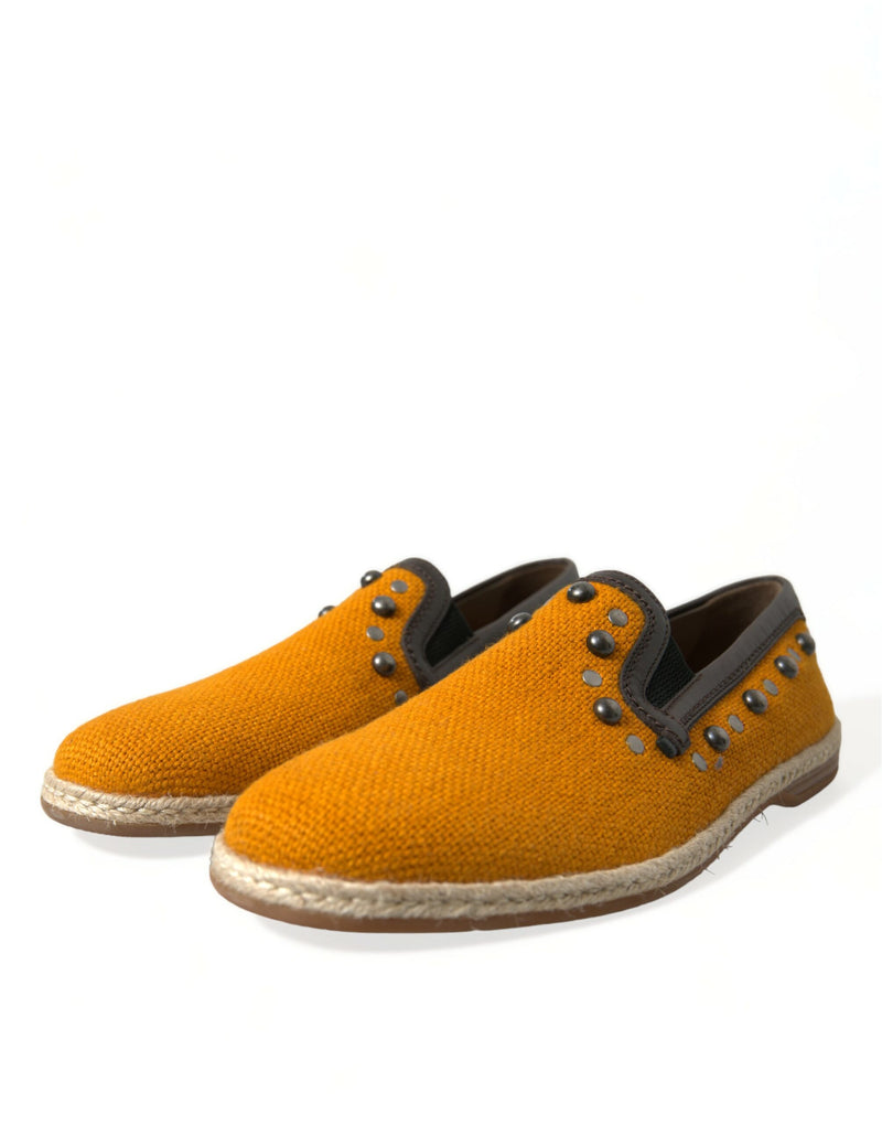 Mocassins exclusifs en toile orange avec crampons