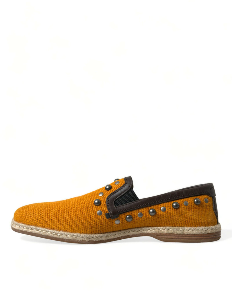 Mocassins exclusifs en toile orange avec crampons