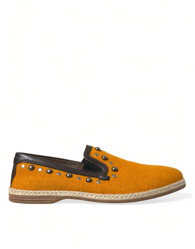 Mocassins exclusifs en toile orange avec crampons