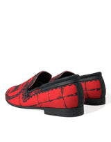 Το Torero-εμπνευσμένο Luxe Red & Black Loafers