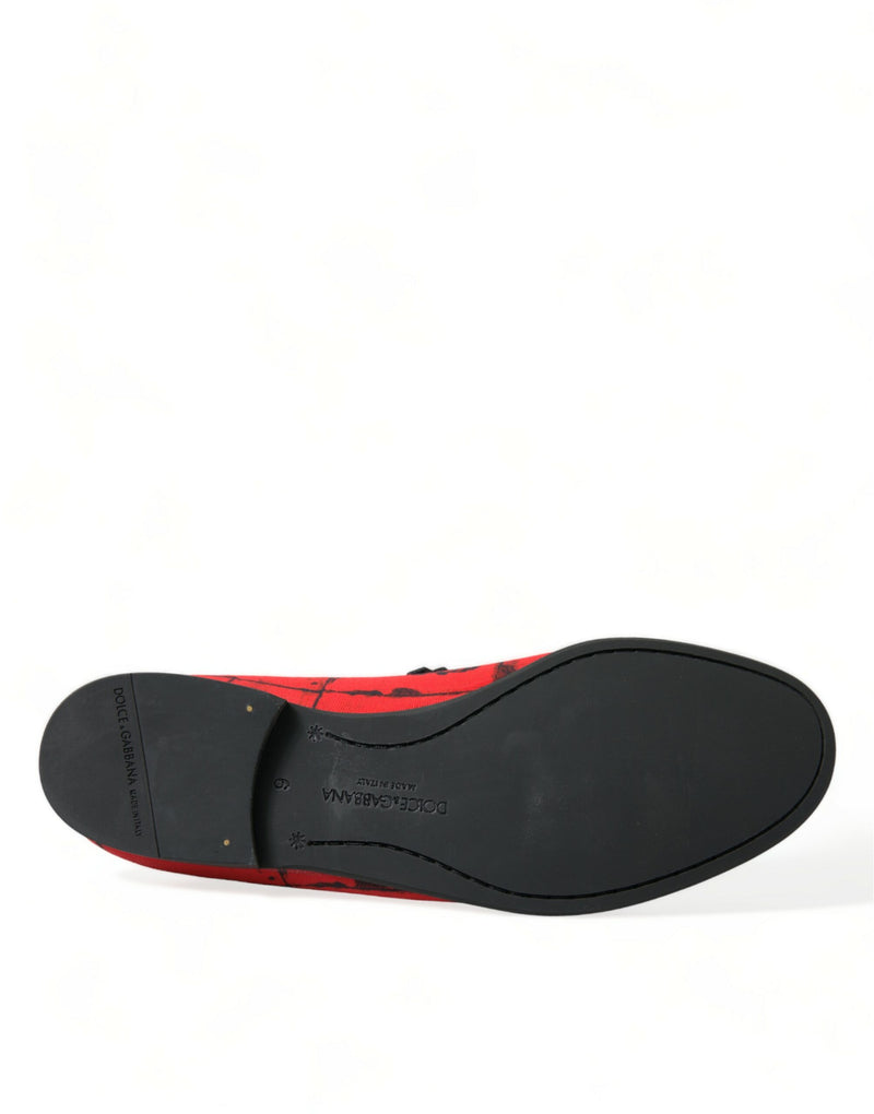 Το Torero-εμπνευσμένο Luxe Red & Black Loafers