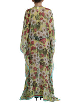 Elegante vestido de seda floral maxi