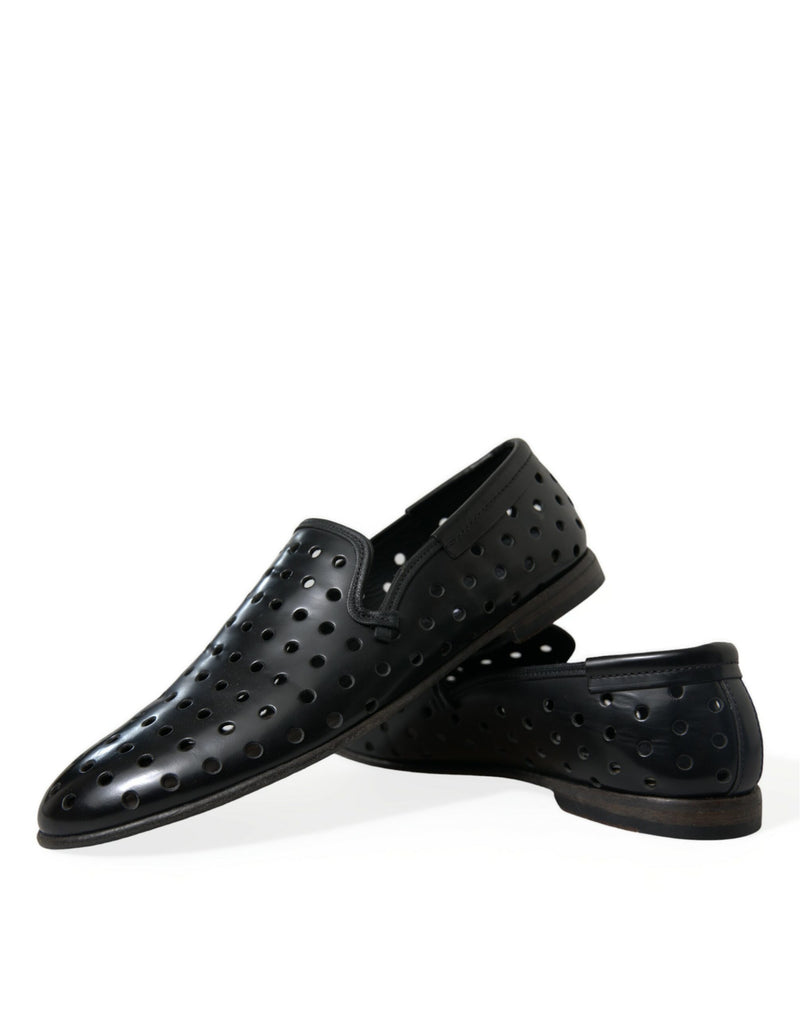 Elegante schwarze Leder -Perforated -Slipper