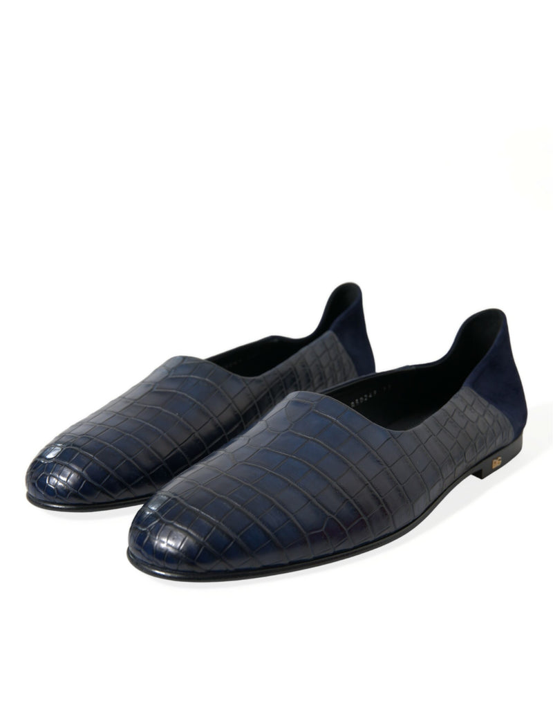 Elegantes mocasines de cuero de cocodrilo azul