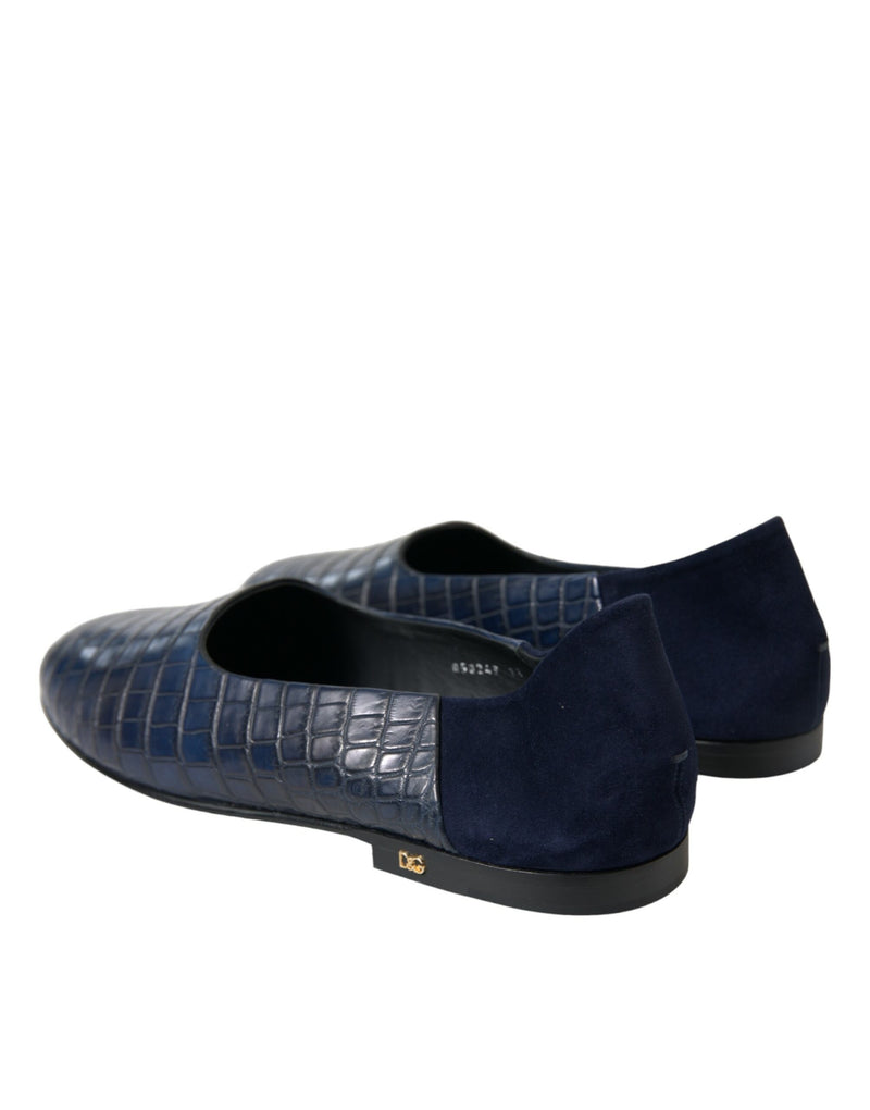 Elegantes mocasines de cuero de cocodrilo azul